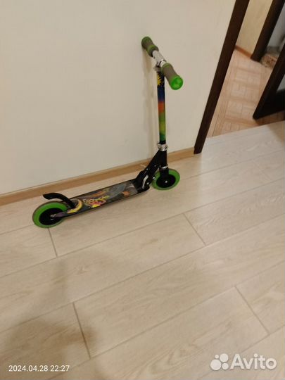 Самокат детский, двухколесный, б/у