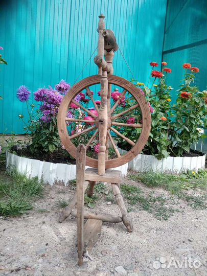 Прялка деревянная старинная