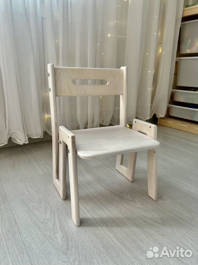 Стол и стул для малышей