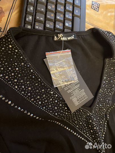 Кофта со стразами