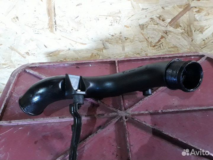 Патрубок интеркулера Ford Transit Connect TC7 1.8L