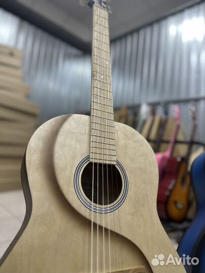 Акустическая/классическая гитара Amistar