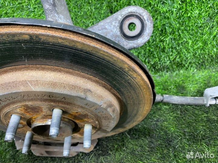 Ступица задняя правая Lincoln Mks LE duratec37