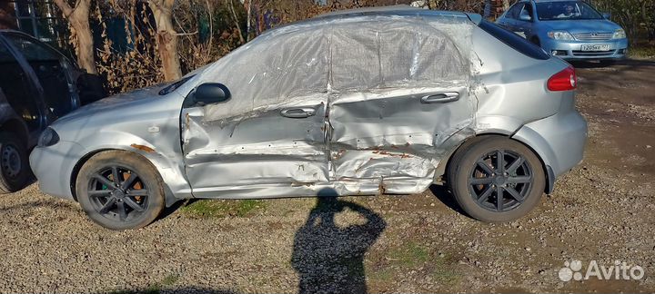 Запчасти на Chevrolet lacetti разбор