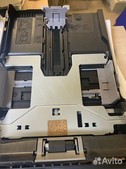 Лоток Kyocera M2040dn