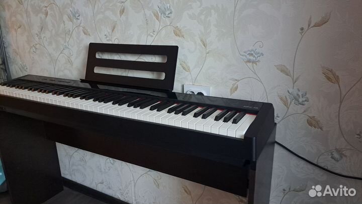 Цифровое пианино 88 клавиш Nux 10 в аренду