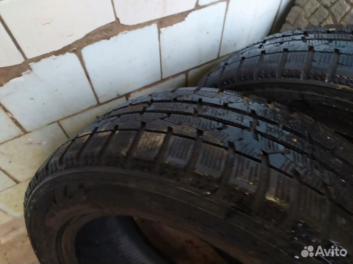 Toyo Observe Garit GIZ 205/55 R16 91Q