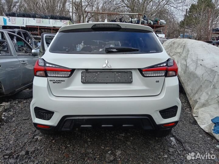 Mitsubishi Outlander Sport разбор по запчастям