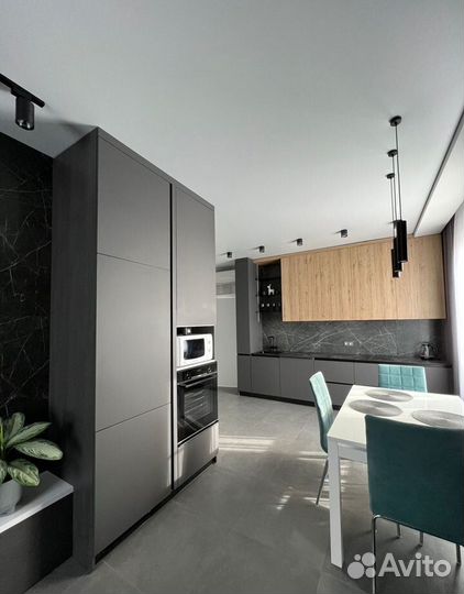 Кухни на заказ. Мойка в подарок