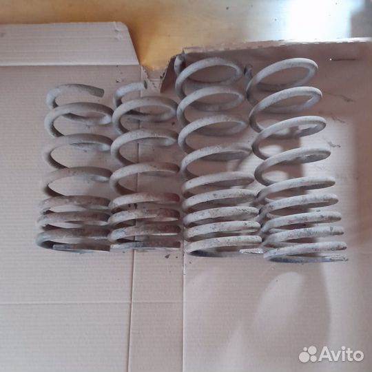 Пружина подвески