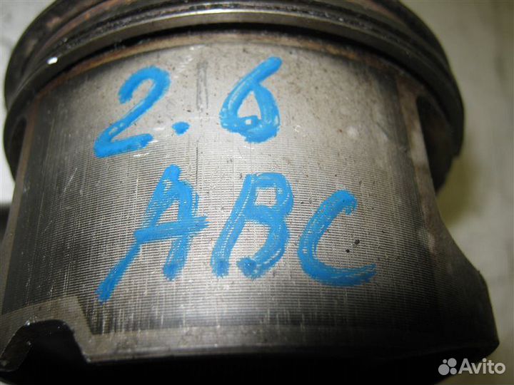 Поршень Audi A6 C4 1994-1997 V286H