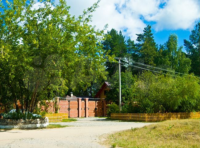 Коттедж 230 м² на участке 10 сот.