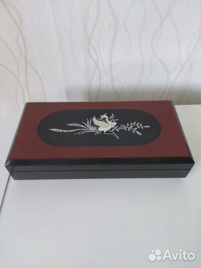 Шкатулка лак перламутр Китай винтаж