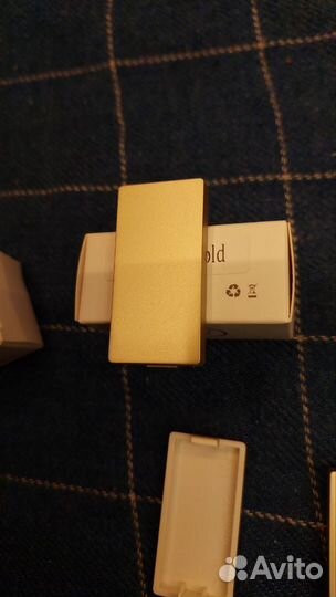 Заглушка в рамку 1/2 золотая