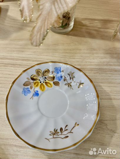 Чайные блюдца