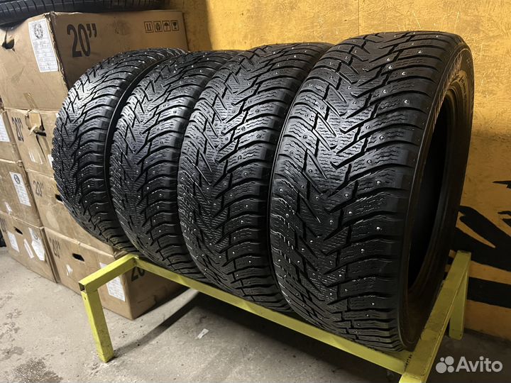 Nokian Tyres Hakkapeliitta 8 SUV 255/55 R18