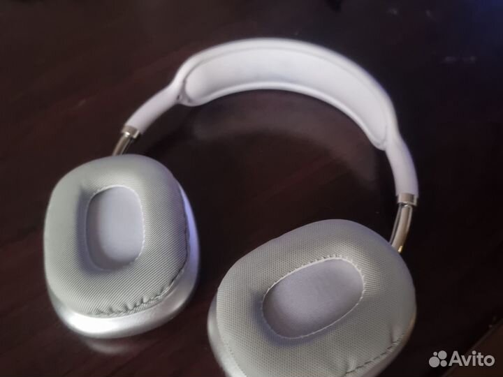 Беспроводные наушники