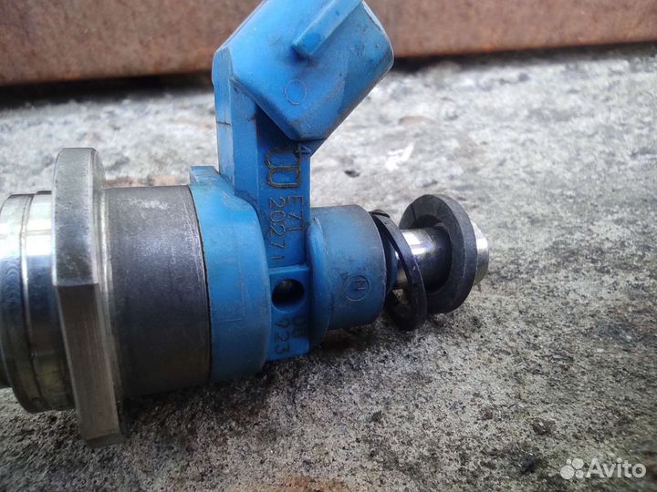 Форсунка на mazda cx 7