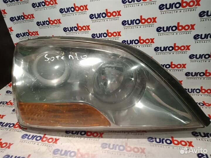 Фара правая Kia Sorento 2002-2009