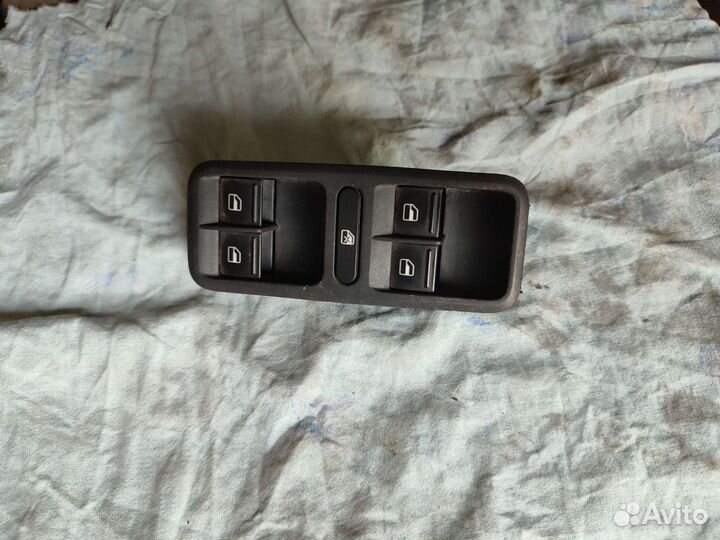 Блок стеклоподъёмник Фольксваген Поло