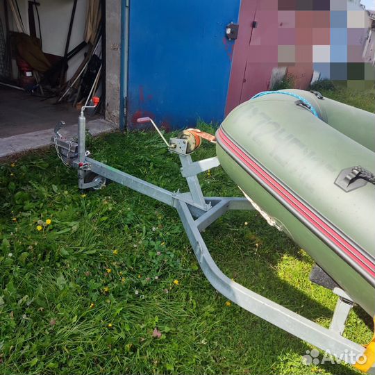 Моторная лодка