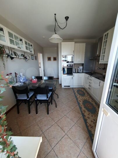 2-к. квартира, 67,4 м², 17/17 эт.