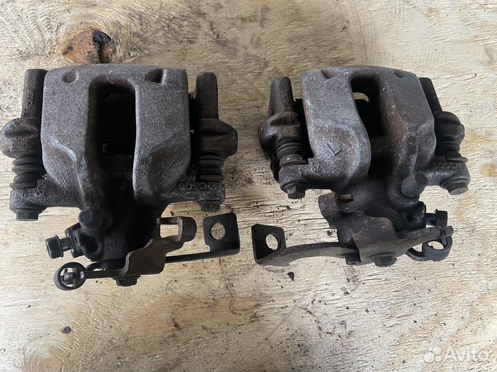 Суппорт задний Bosch toyota corolla 150