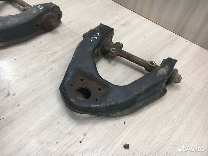 Рычаг передний верхний Great Wall Deer пикап 2.2