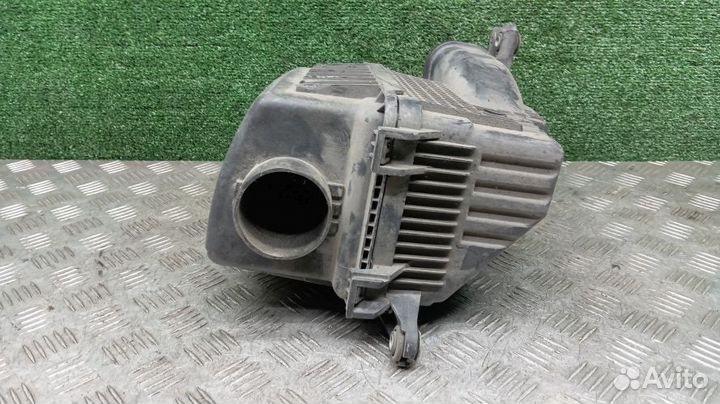 Корпус воздушного фильтра Kia Carens