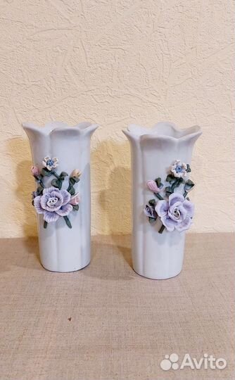 Две парные вазы с лепным фарфором, 1996год