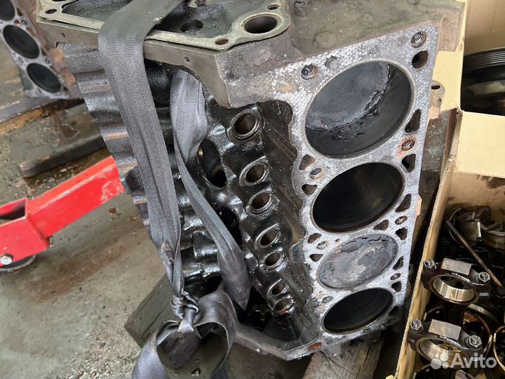 Двигатель в разбор jeep grand cherokee 5.2