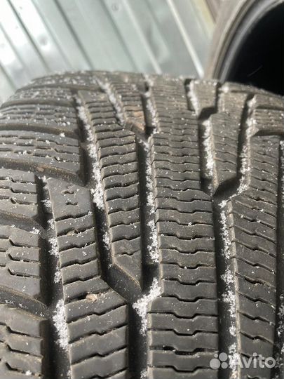 Nokian Tyres Hakkapeliitta R 255/45 R18