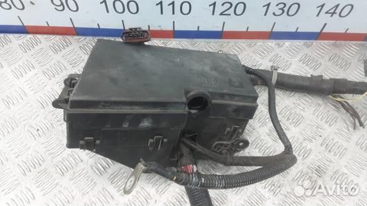 Блок предохранителей mazda CX-7 1 (KUK08M101)