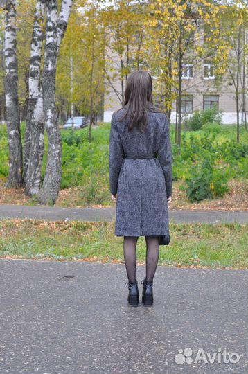 Пальто женское 44 демисезоннное Pompa