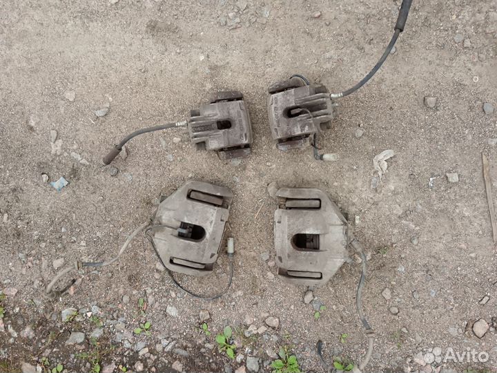 Bmw 5 e60 e61 m54b30 суппорта комплект бмв е60 е61