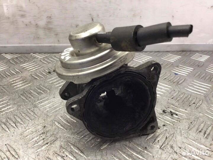 Клапан EGR Volkswagen Golf 038131501AF; 038131501A