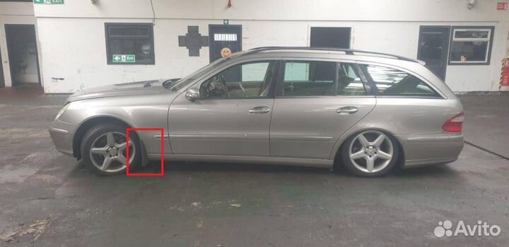 Брызговик передний Mercedes-Benz E-Класс W211/S211