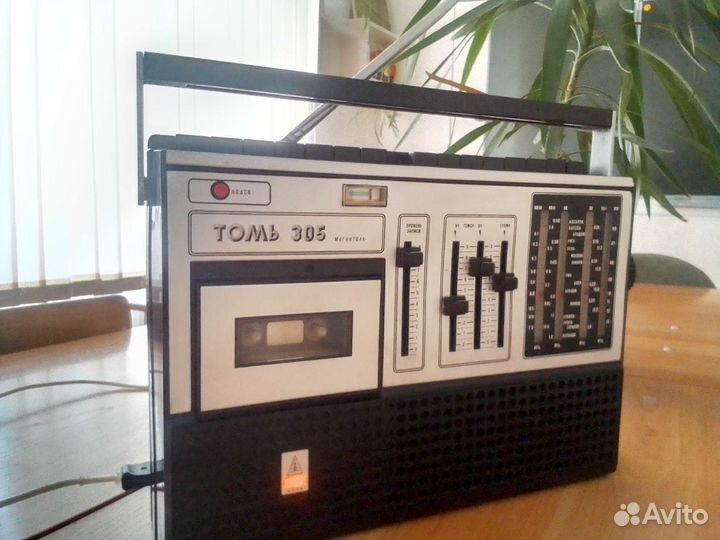 Магнитола Томь 305