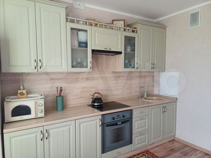 2-к. квартира, 74,6 м², 10/16 эт.