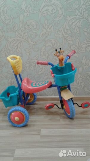 Трёхколёсный велосипед