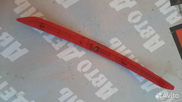 Отражатель заднего бампера левый Hyundai Elantra 6