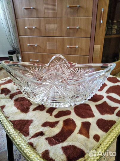 Хрустальная ваза