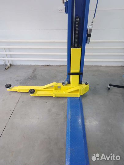 Подъемник автомобильный