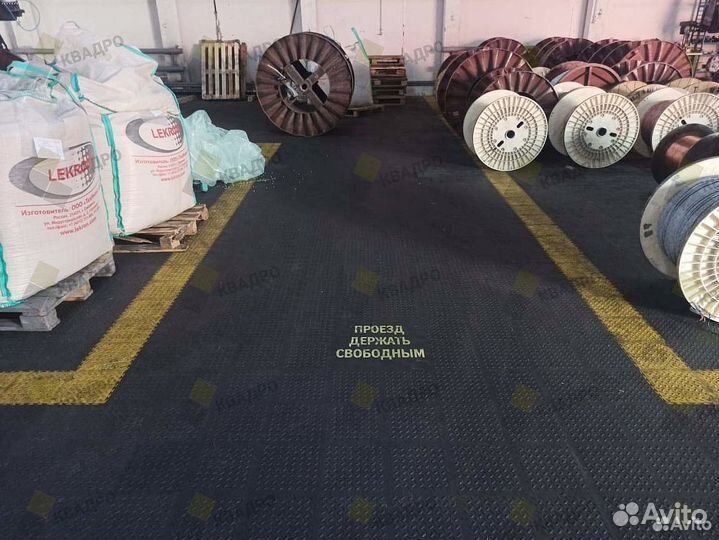 Модульное напольное покрытие для гаража