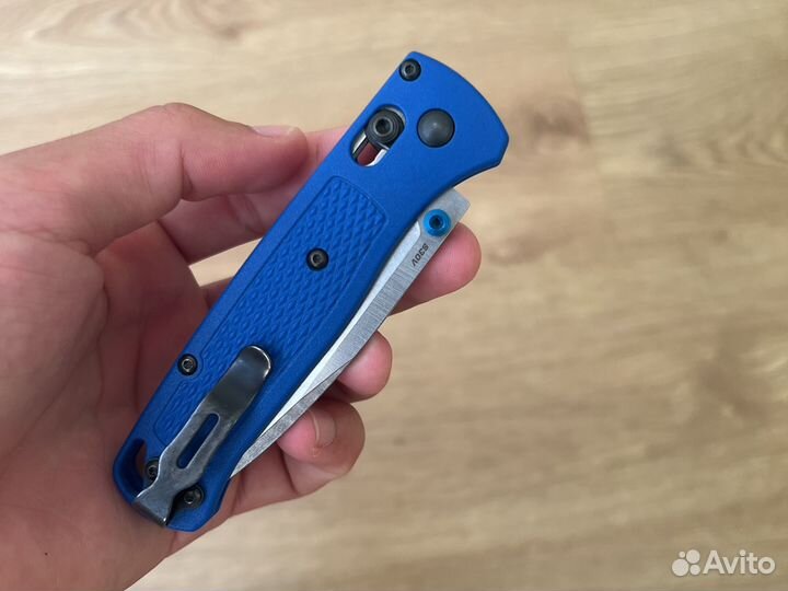 Нож benchmade bugout 535