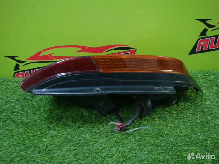 Фонарь nissan WEY10,wfny10,WFY10,whny10,WHY10 wing