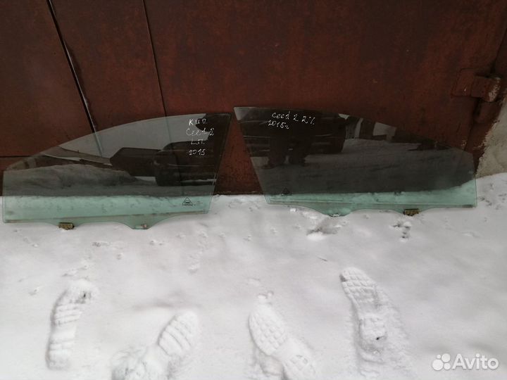 Стекло переднее левое Киа Сид 2 2015 хетчбэк
