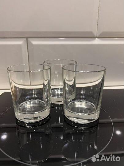 Стеклянные стаканы