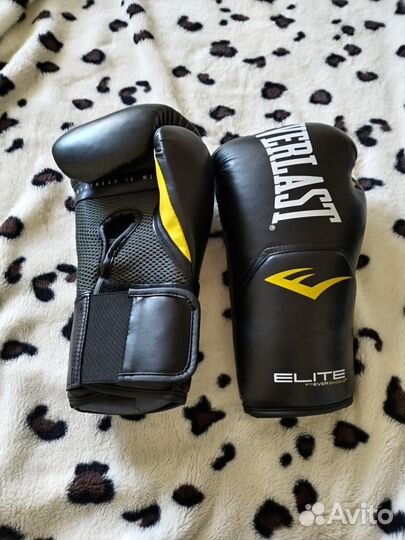 Боксерские перчатки 12 oz everlast
