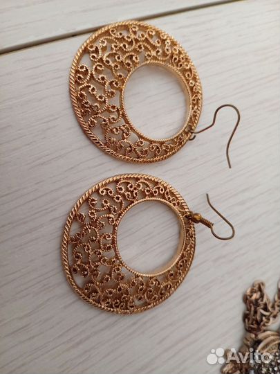 Бижутерия кольца подвески цепи брошь бусы серьги